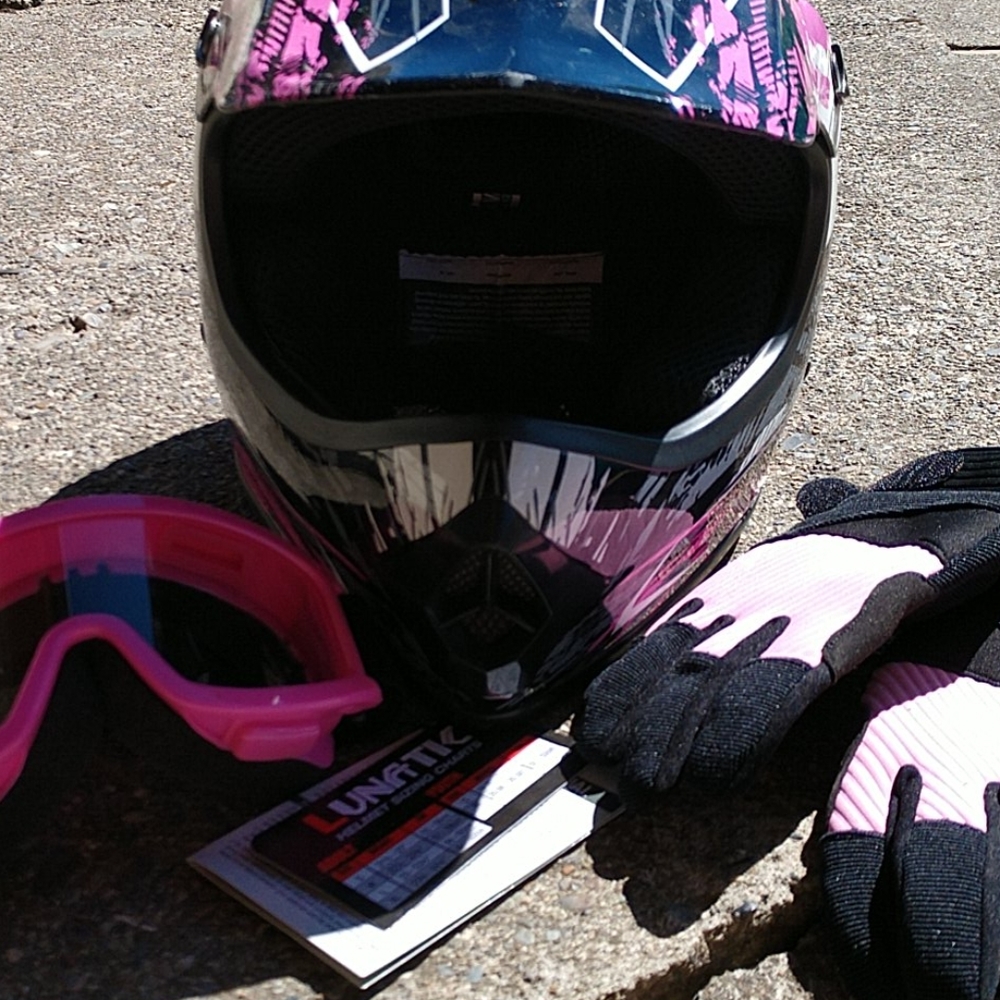 Girls Dirt bike/motorcycle helmet